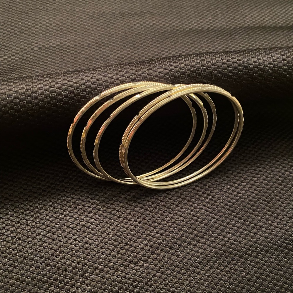 SILVER TONE BANGLE BRACELETS